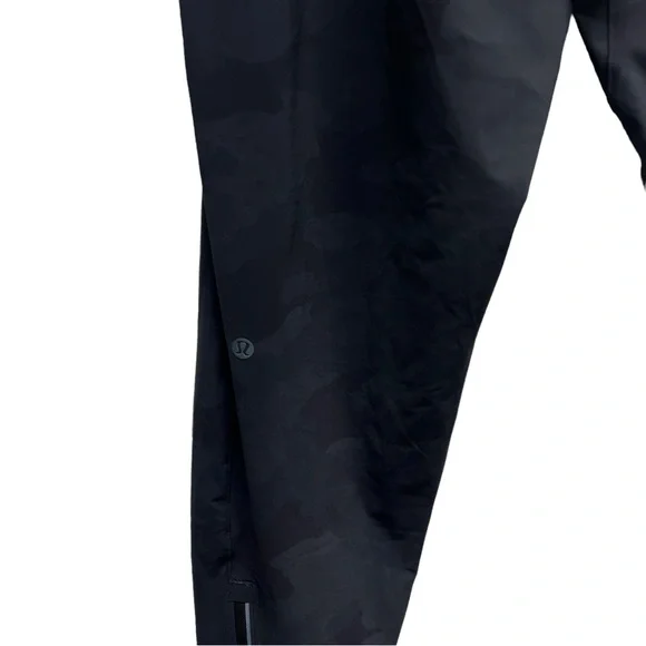 New Lululemon Surge Jogger Camo Black Multi Size Large - Picture 9 of 10